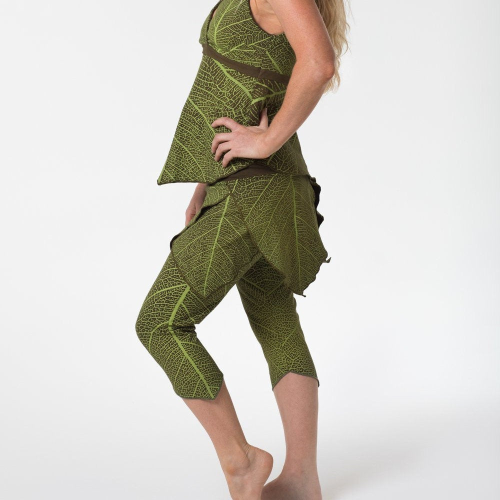 Leaf Print Mini Skirt - Faerie Wear - 6 Leaf Skirt - Elf Wares - Pixie Clothing - Everyday Faerie